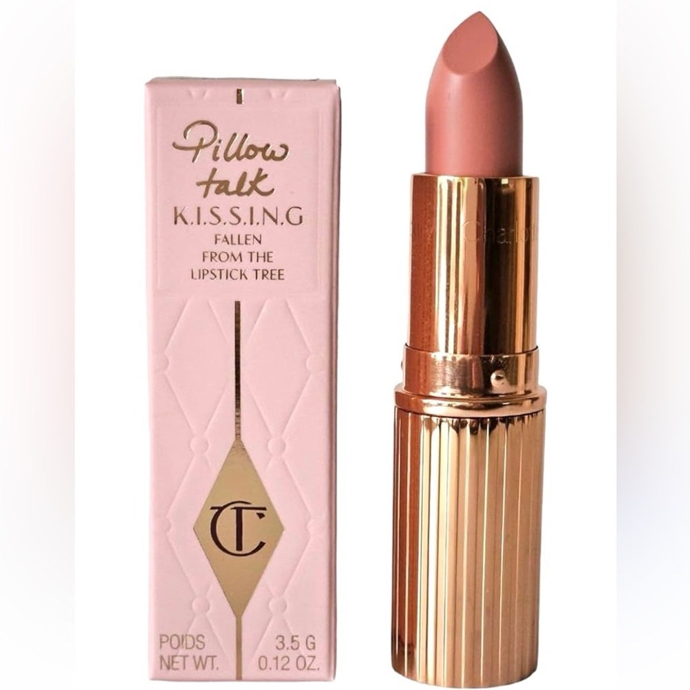 Charlotte Tilbury K.I.S.S.I.N.G Lipstick - Soft Nude Pink.  Shade  FAIR !!